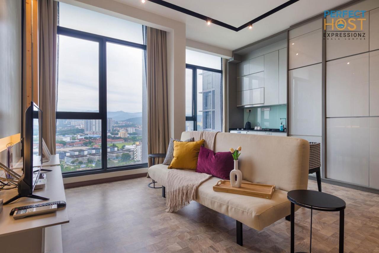 Expressionz Suites Kl By Perfect Host Kuala Lumpur Ngoại thất bức ảnh